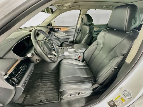 Used 2022 Acura MDX w/ Technology Package AWD/4WD image 13