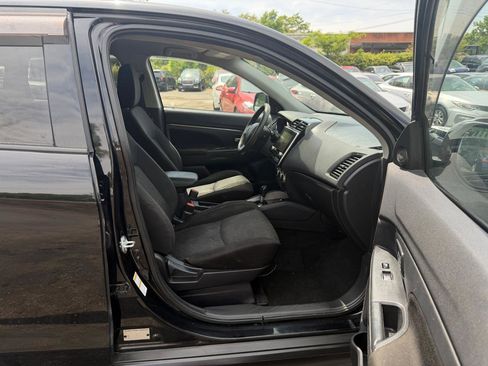Used 2020 Mitsubishi Outlander Sport ES FWD image 12