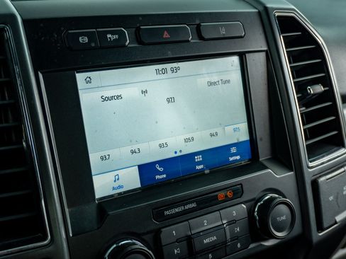 Used 2020 Ford F250 XLT AWD/4WD image 23