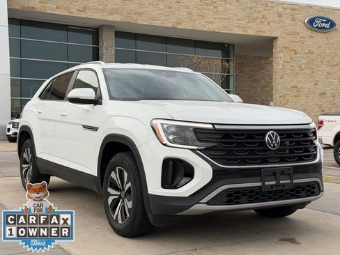 Used 2024 Volkswagen Atlas Cross Sport SE image 18