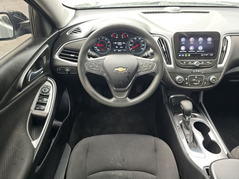 Used 2021 Chevrolet Malibu LS FWD image 14