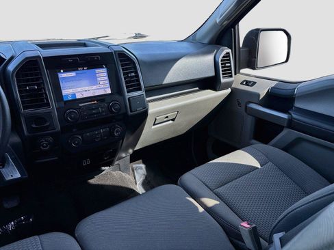 Used 2019 Ford F150 XLT w/ Trailer Tow Package RWD image 21