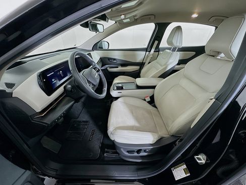 Used 2024 Nissan Ariya FWD image 13