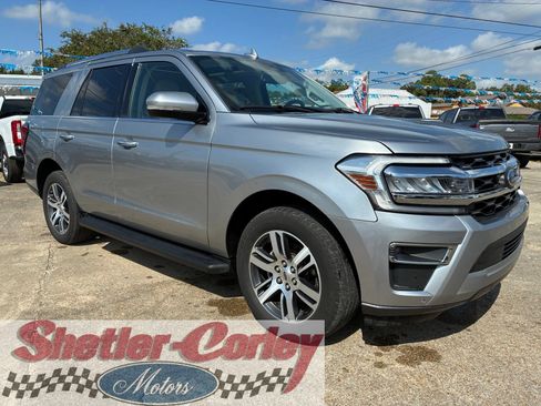 Used 2024 Ford Expedition Limited RWD image 1