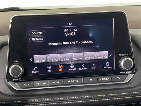 Used 2023 Nissan Rogue SV FWD image 26