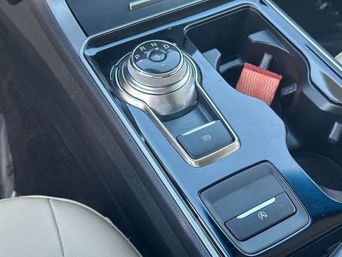 Used 2020 Ford Edge SEL w/ Convenience Package image 31