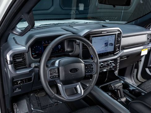 Used 2026 Ford F150 XLT w/ XLT Black Appearance Package AWD/4WD image 17