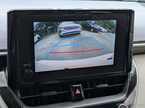 Used 2023 Toyota Corolla LE FWD image 22