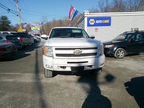 Used 2011 Chevrolet Silverado 1500 LTZ w/ LTZ Plus Package image 5