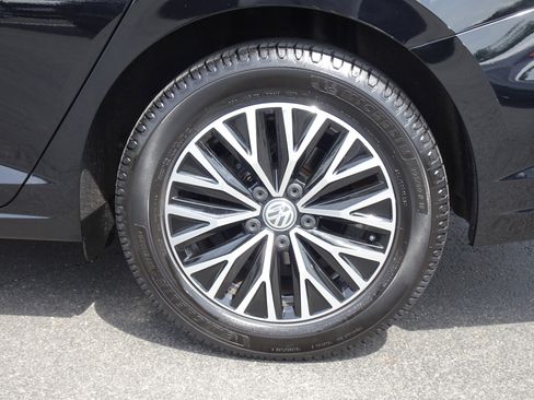 Used 2021 Volkswagen Jetta SE FWD image 8