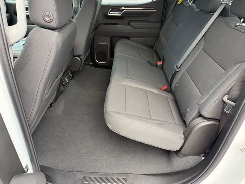 Used 2025 Chevrolet Silverado 1500 LT image 14