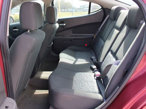 Used 2004 Pontiac Grand Prix GT w/ Drivers Package image 7