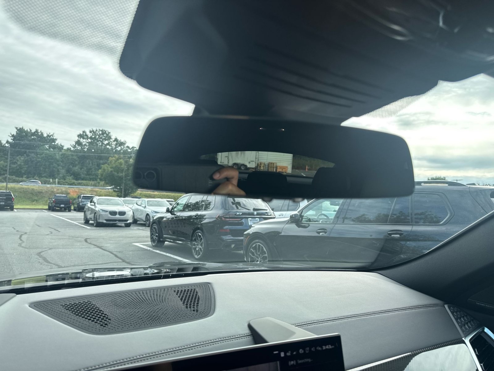 New 2027 BMW X6 M60i AWD/4WD image 15