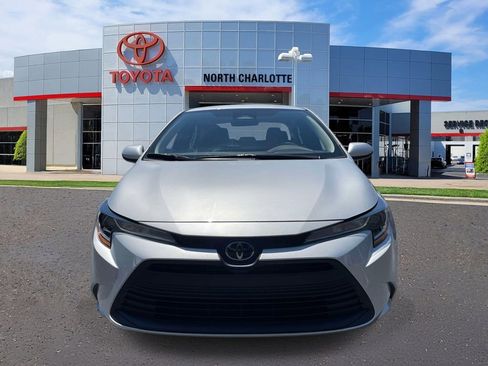 Used 2024 Toyota Corolla LE FWD image 3