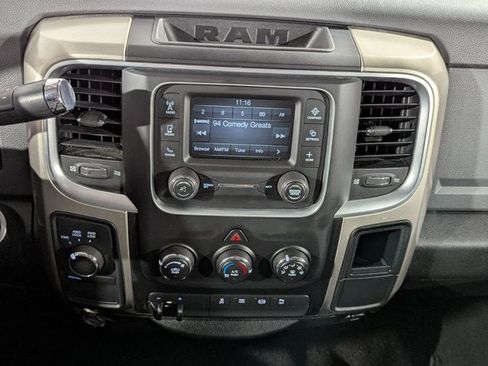 Used 2015 RAM 3500 SLT image 34