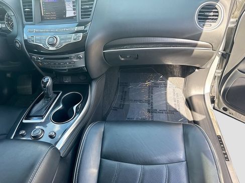 Used 2019 INFINITI QX60 Luxe w/ Essential Package FWD image 18