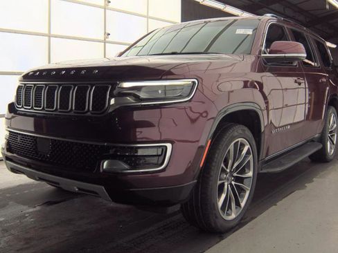 Used 2022 Jeep Wagoneer Series II w/ Premium Group I image 2