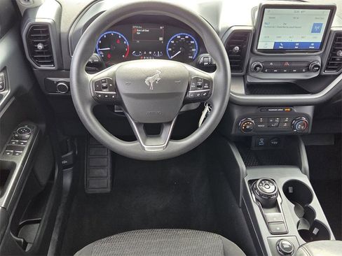 Used 2022 Ford Bronco Sport image 7