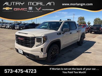 New 2026 GMC Sierra 1500 Pro w/ Graphite Edition