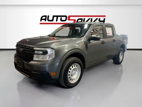 Used 2022 Ford Maverick XL image 3