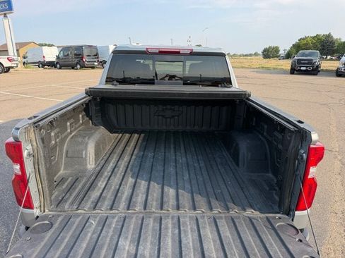 Used 2023 Chevrolet Silverado 1500 LTZ AWD/4WD image 17