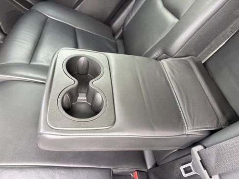 Used 2018 Cadillac XT5 Luxury w/ Driver Awareness Package image 19