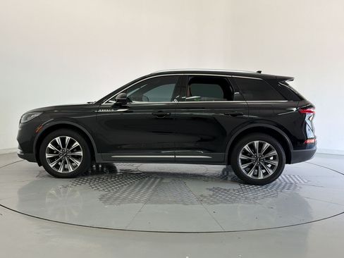 Used 2020 Lincoln Corsair Reserve w/ Elements Package FWD image 2