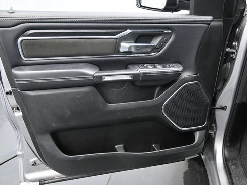 Used 2024 RAM 1500 Laramie AWD/4WD image 27