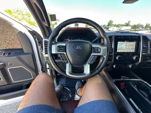 Used 2018 Ford F250 Platinum w/ Platinum Ultimate Package AWD/4WD image 20