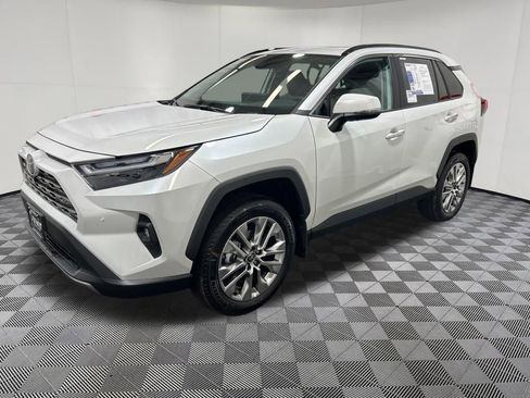 Used 2025 Toyota RAV4 Limited w/ Advanced Technology Package AWD/4WD image 4