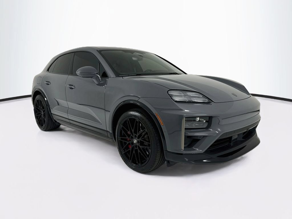 Certified 2025 Porsche Macan Turbo Electric AWD/4WD image 9