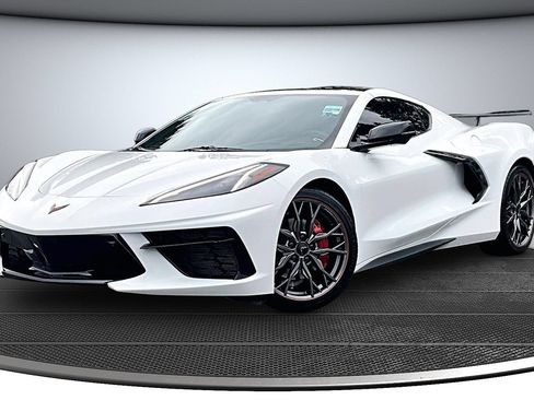 Used 2023 Chevrolet Corvette Stingray Premium Cpe RWD image 3