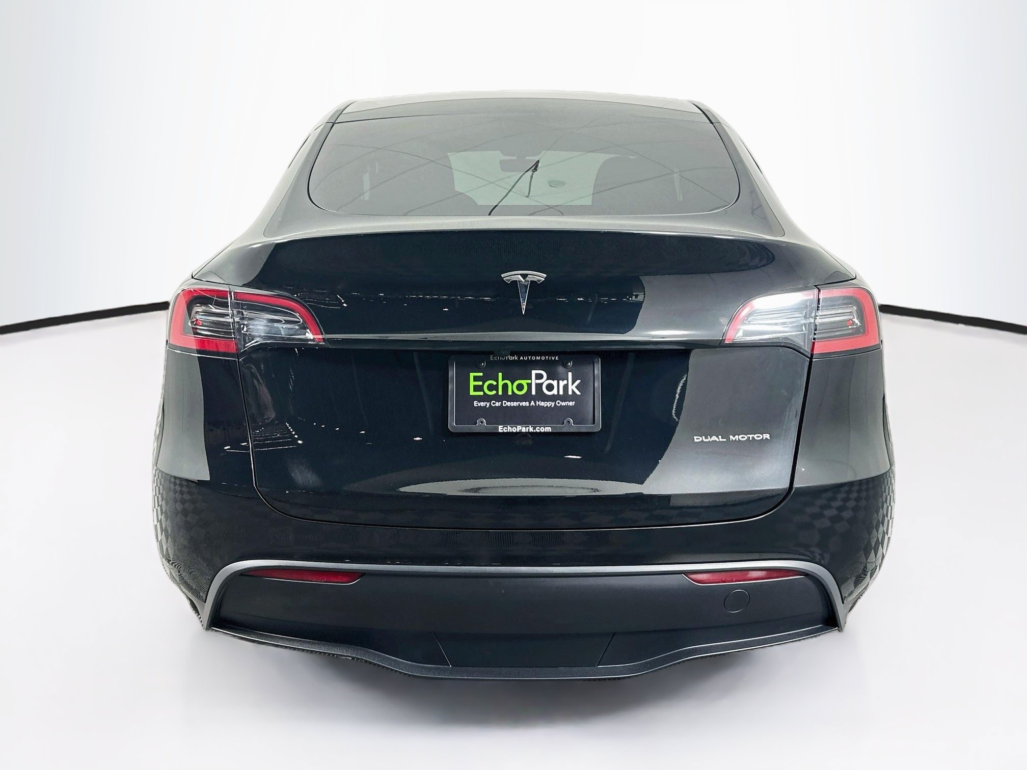 Used 2024 Tesla Model Y Long Range AWD/4WD image 7