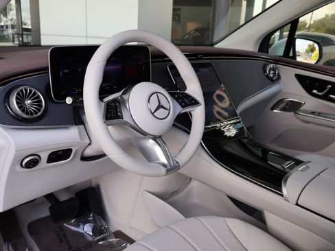 Used 2025 Mercedes-Benz EQE 350+ 4MATIC SUV image 12