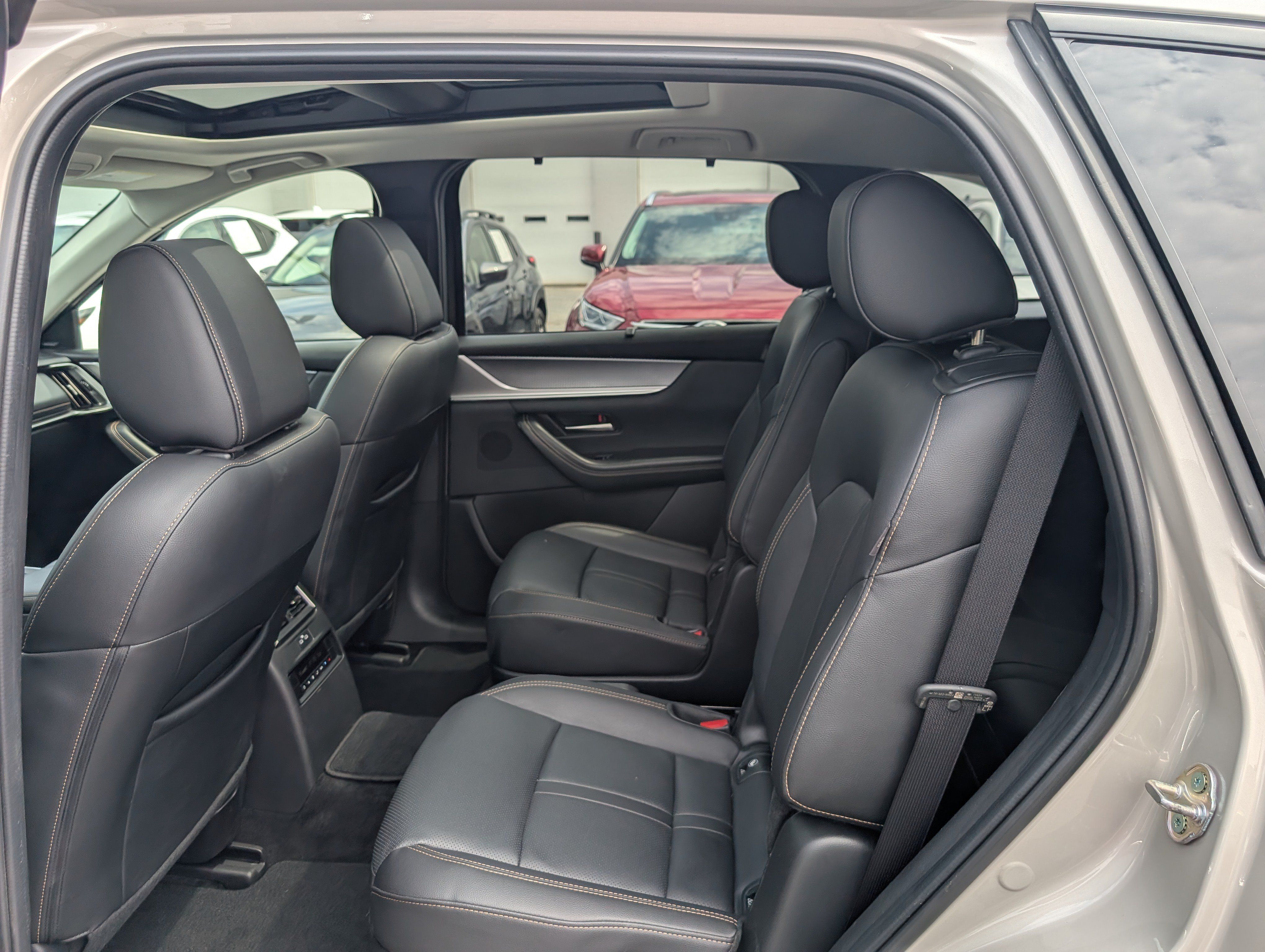 Used 2025 MAZDA CX-90 3.3 Turbo w/ Premium Sport Pkg AWD/4WD image 17
