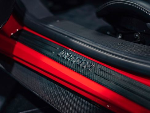 Used 2020 Ferrari 488 Pista Spider RWD image 6