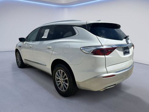 Used 2023 Buick Enclave Essence FWD image 5