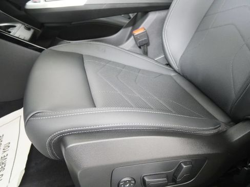 Certified 2026 BMW X1 xDrive28i AWD/4WD image 9