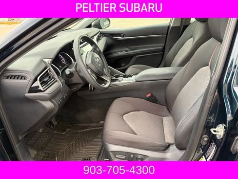 Used 2020 Toyota Camry LE image 6
