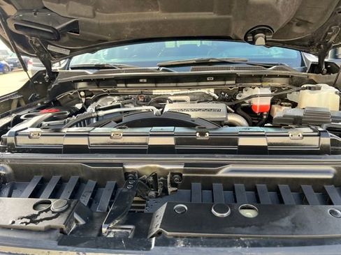 Certified 2024 GMC Sierra 2500 SLT w/ SLT Convenience Package image 16