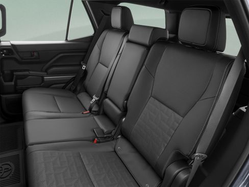 Certified 2025 Toyota 4Runner SR5 AWD/4WD image 17