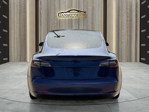 Used 2022 Tesla Model 3 Standard Range RWD image 9