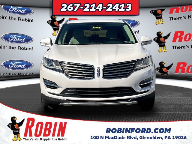 Used 2017 Lincoln MKC Select w/ Select Plus Package AWD/4WD image 2