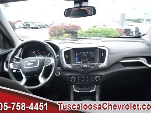 Used 2024 GMC Terrain SLE AWD/4WD image 3
