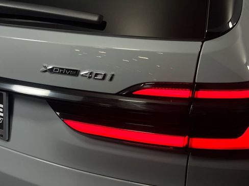 Used 2026 BMW X7 xDrive40i image 12