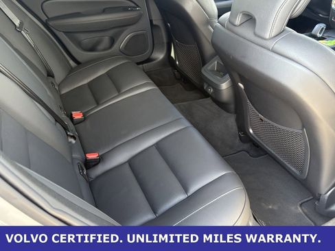 Certified 2025 Volvo V60 B5 Cross Country Plus image 32
