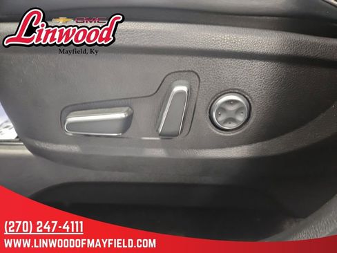 Used 2023 Hyundai Palisade SEL w/ Premium Package FWD image 20
