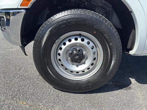 Used 2022 Ford Ranger XL w/ Equipment Group 101A High RWD image 9