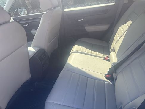 Used 2025 Honda CR-V EX-L image 9