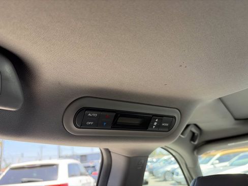 Used 2008 Honda Odyssey Touring image 21